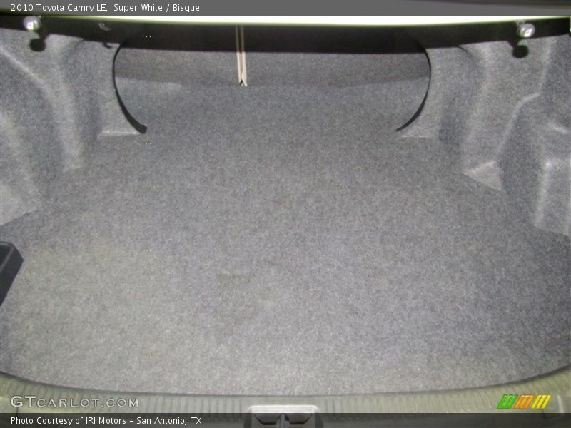 Super White / Bisque 2010 Toyota Camry LE