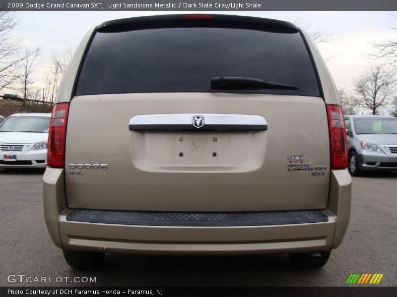 Light Sandstone Metallic / Dark Slate Gray/Light Shale 2009 Dodge Grand Caravan SXT