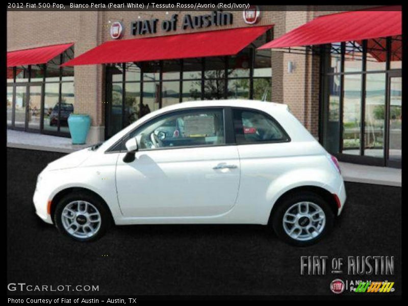 Bianco Perla (Pearl White) / Tessuto Rosso/Avorio (Red/Ivory) 2012 Fiat 500 Pop