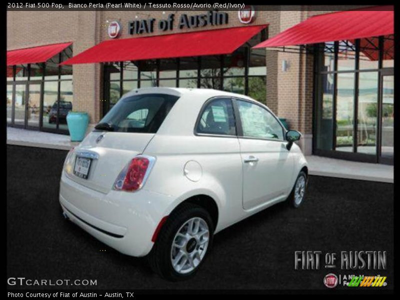 Bianco Perla (Pearl White) / Tessuto Rosso/Avorio (Red/Ivory) 2012 Fiat 500 Pop