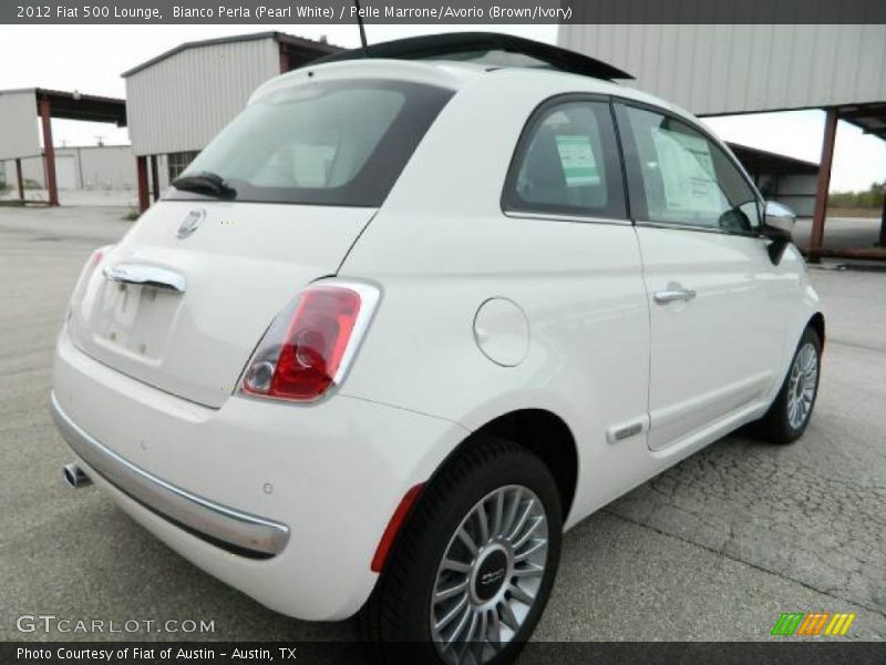 Bianco Perla (Pearl White) / Pelle Marrone/Avorio (Brown/Ivory) 2012 Fiat 500 Lounge