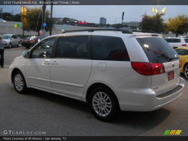 Blizzard Pearl Tricoat / Stone 2010 Toyota Sienna XLE
