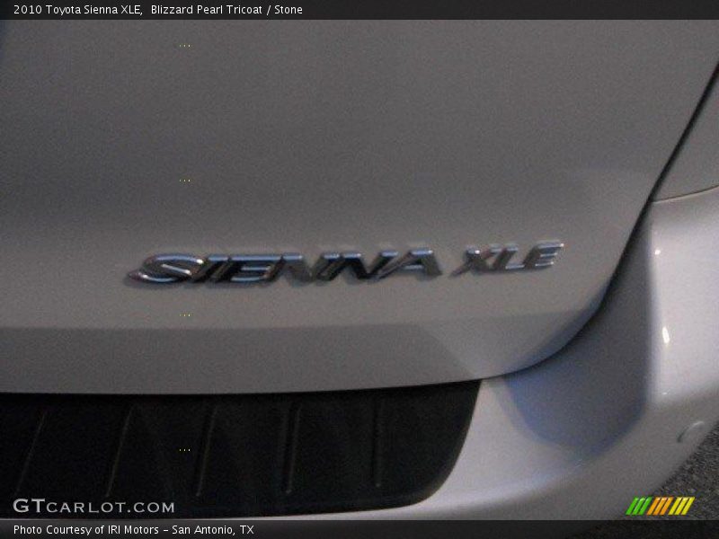 Blizzard Pearl Tricoat / Stone 2010 Toyota Sienna XLE