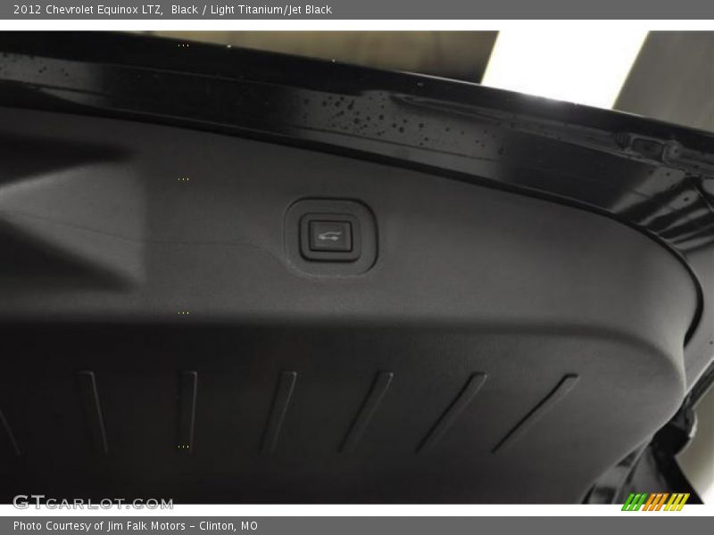 Black / Light Titanium/Jet Black 2012 Chevrolet Equinox LTZ