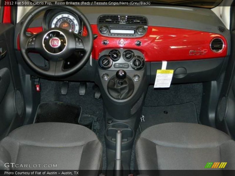 Dashboard of 2012 500 c cabrio Pop