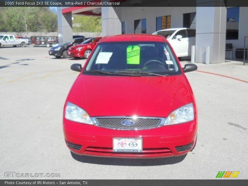 Infra-Red / Charcoal/Charcoal 2005 Ford Focus ZX3 SE Coupe
