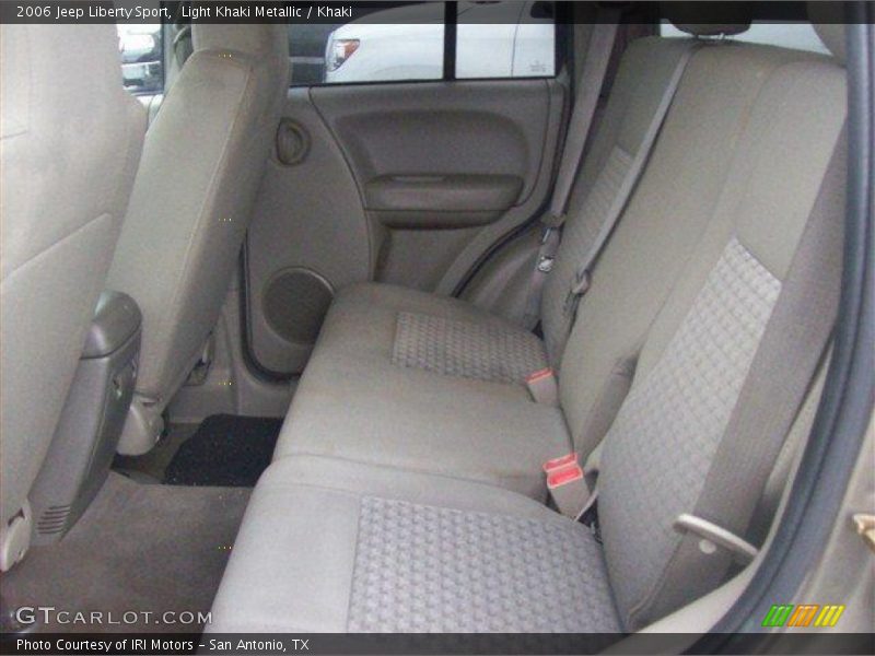 Light Khaki Metallic / Khaki 2006 Jeep Liberty Sport