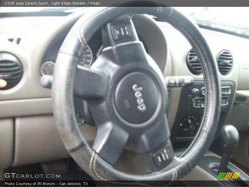Light Khaki Metallic / Khaki 2006 Jeep Liberty Sport
