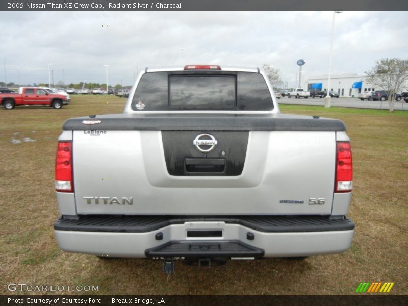 Radiant Silver / Charcoal 2009 Nissan Titan XE Crew Cab