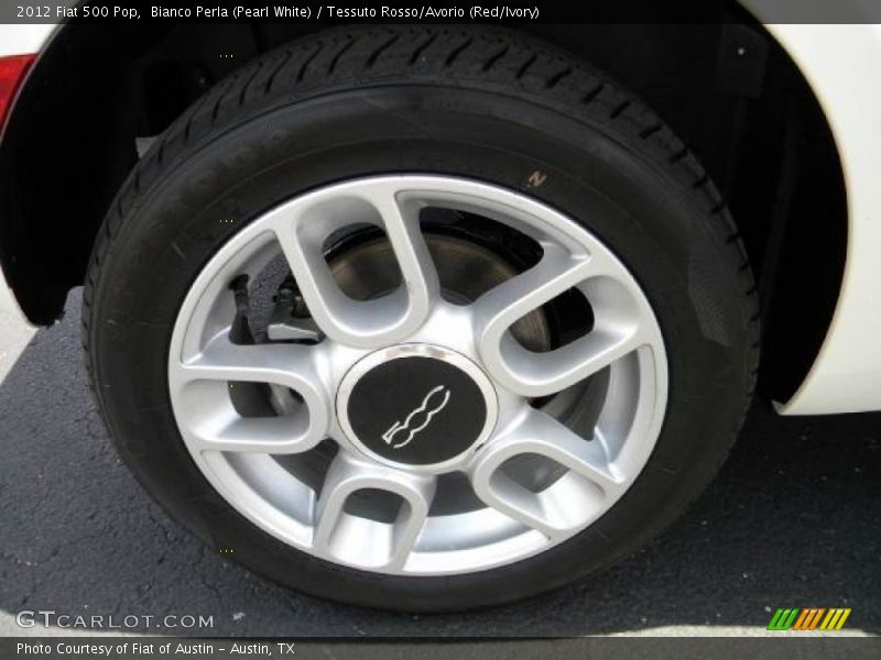 Bianco Perla (Pearl White) / Tessuto Rosso/Avorio (Red/Ivory) 2012 Fiat 500 Pop
