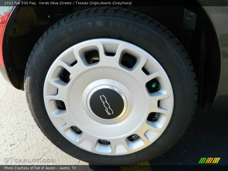 Verde Oliva (Green) / Tessuto Grigio/Avorio (Grey/Ivory) 2012 Fiat 500 Pop