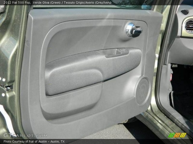 Verde Oliva (Green) / Tessuto Grigio/Avorio (Grey/Ivory) 2012 Fiat 500 Pop