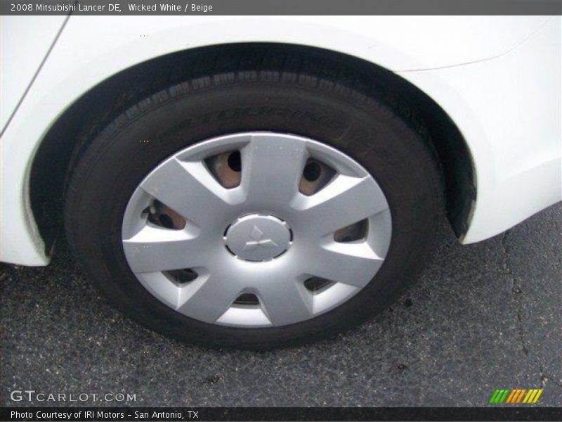 Wicked White / Beige 2008 Mitsubishi Lancer DE