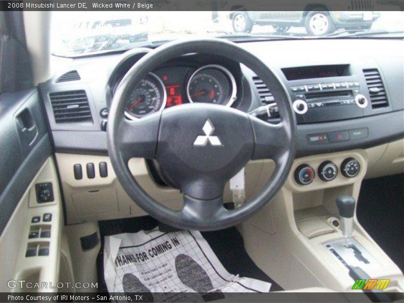 Wicked White / Beige 2008 Mitsubishi Lancer DE