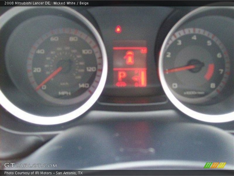 Wicked White / Beige 2008 Mitsubishi Lancer DE