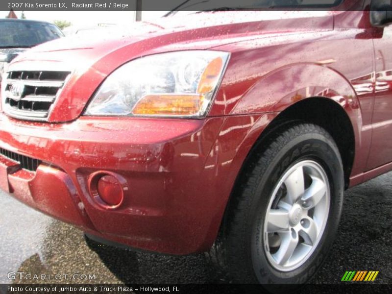 Radiant Red / Beige 2007 Kia Sorento LX