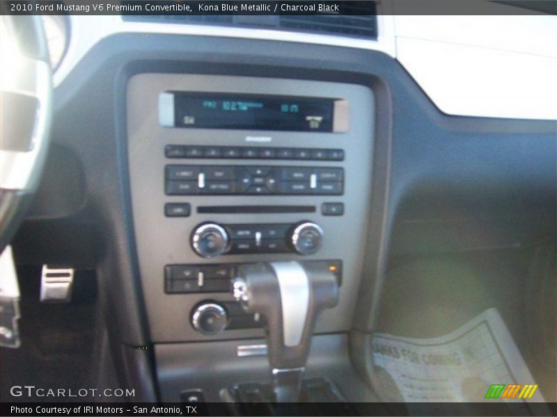 Kona Blue Metallic / Charcoal Black 2010 Ford Mustang V6 Premium Convertible