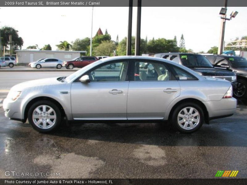 Brilliant Silver Metallic / Camel 2009 Ford Taurus SE