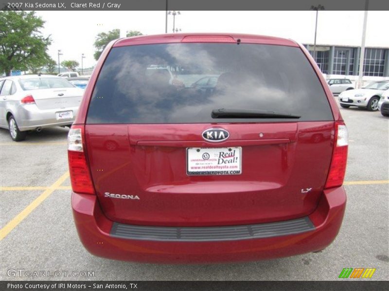 Claret Red / Gray 2007 Kia Sedona LX