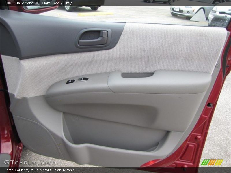 Claret Red / Gray 2007 Kia Sedona LX