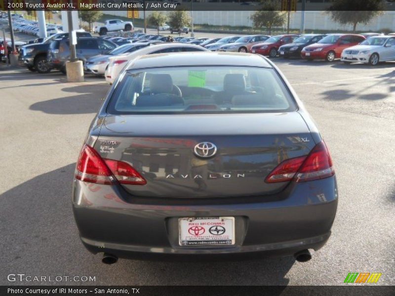 Magnetic Gray Metallic / Ash Gray 2008 Toyota Avalon XL