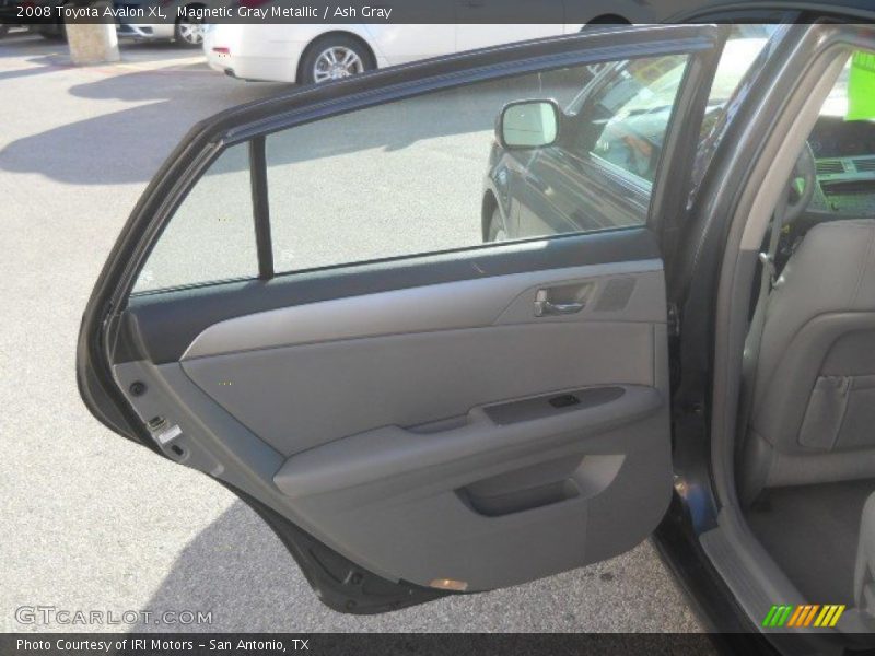 Magnetic Gray Metallic / Ash Gray 2008 Toyota Avalon XL