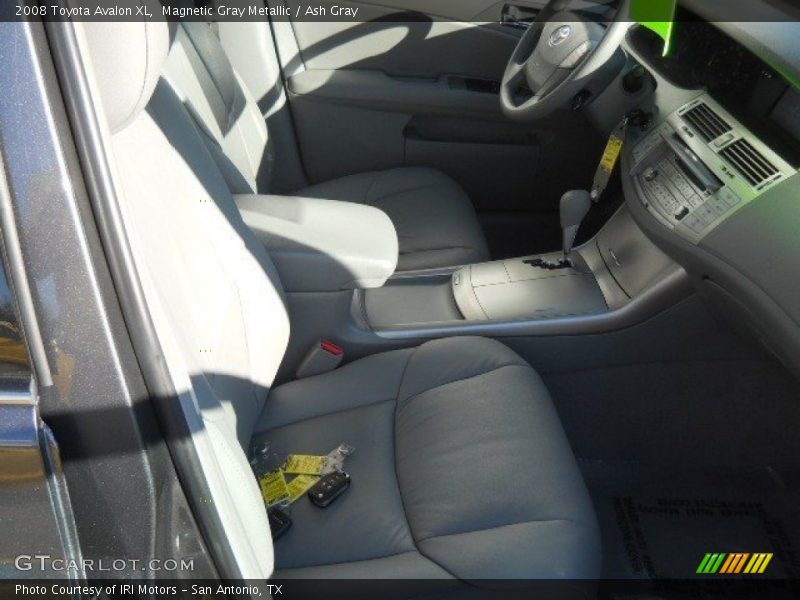 Magnetic Gray Metallic / Ash Gray 2008 Toyota Avalon XL