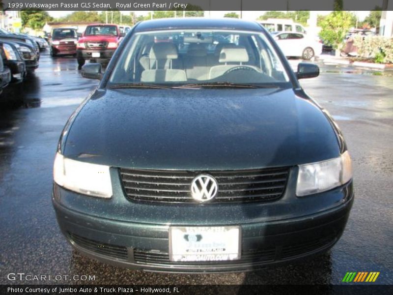 Royal Green Pearl / Grey 1999 Volkswagen Passat GLS Sedan