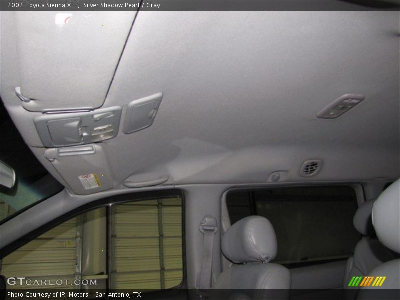 Silver Shadow Pearl / Gray 2002 Toyota Sienna XLE