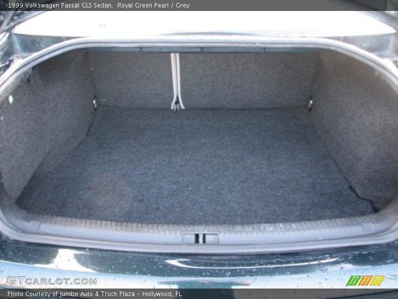 Royal Green Pearl / Grey 1999 Volkswagen Passat GLS Sedan