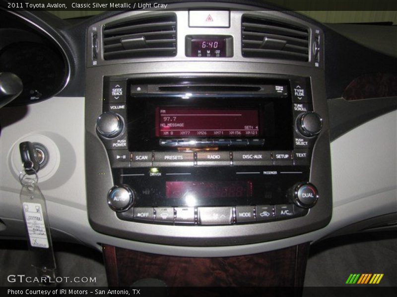 Classic Silver Metallic / Light Gray 2011 Toyota Avalon