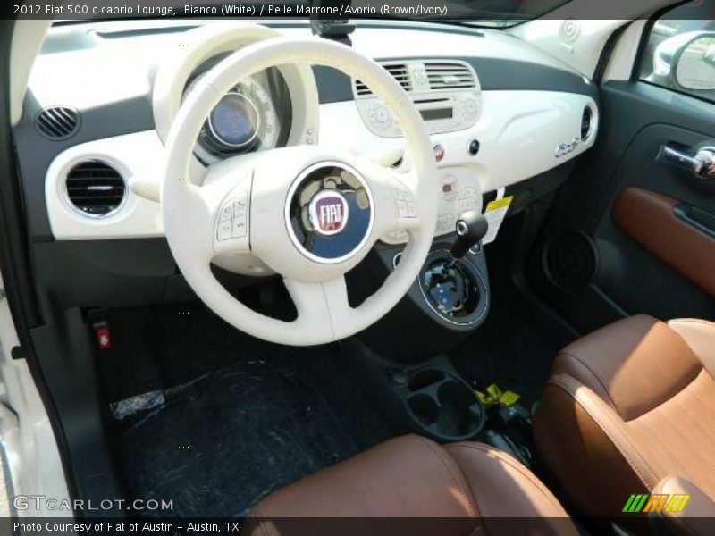 Dashboard of 2012 500 c cabrio Lounge
