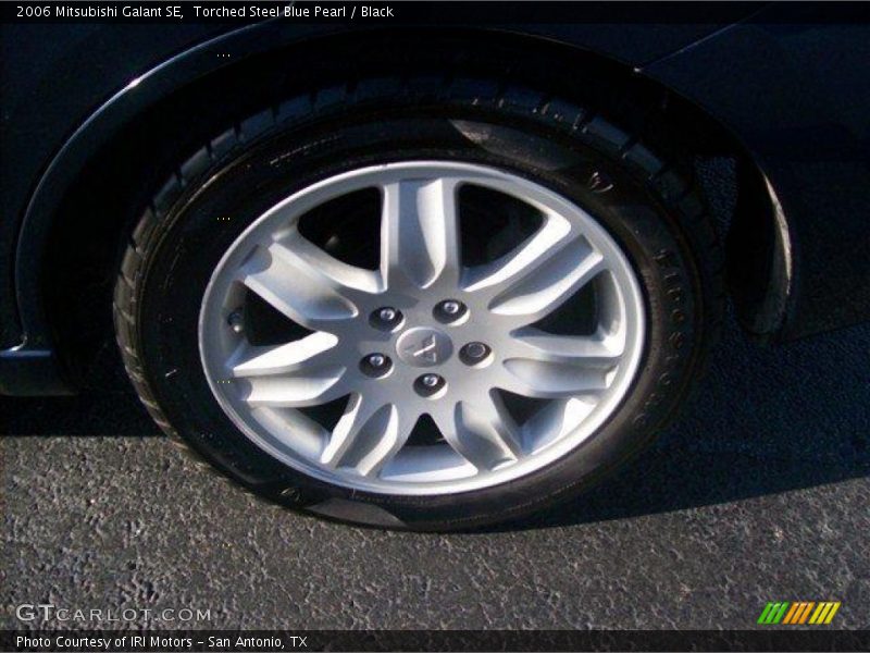 Torched Steel Blue Pearl / Black 2006 Mitsubishi Galant SE