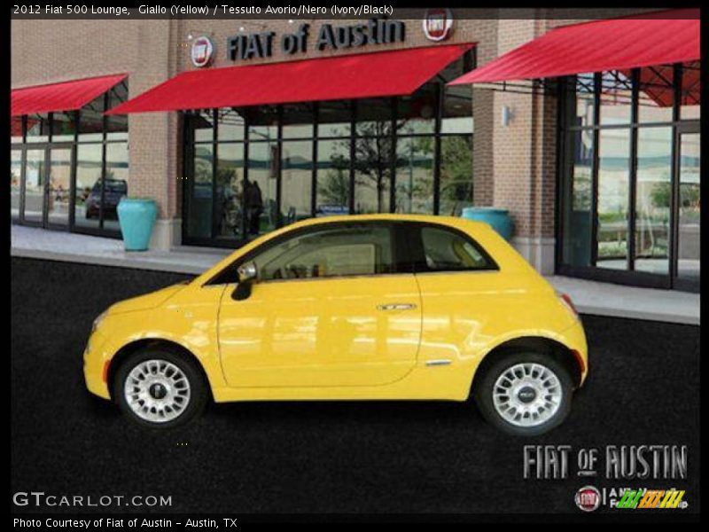 Giallo (Yellow) / Tessuto Avorio/Nero (Ivory/Black) 2012 Fiat 500 Lounge