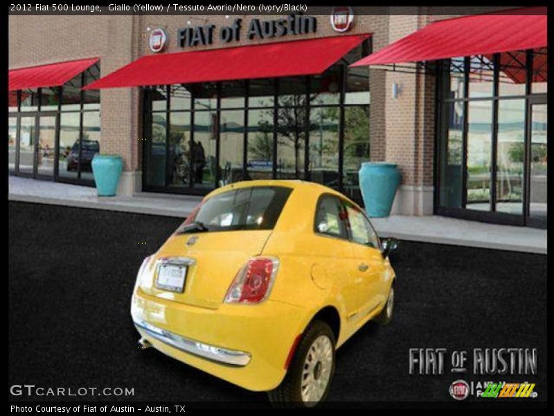 Giallo (Yellow) / Tessuto Avorio/Nero (Ivory/Black) 2012 Fiat 500 Lounge