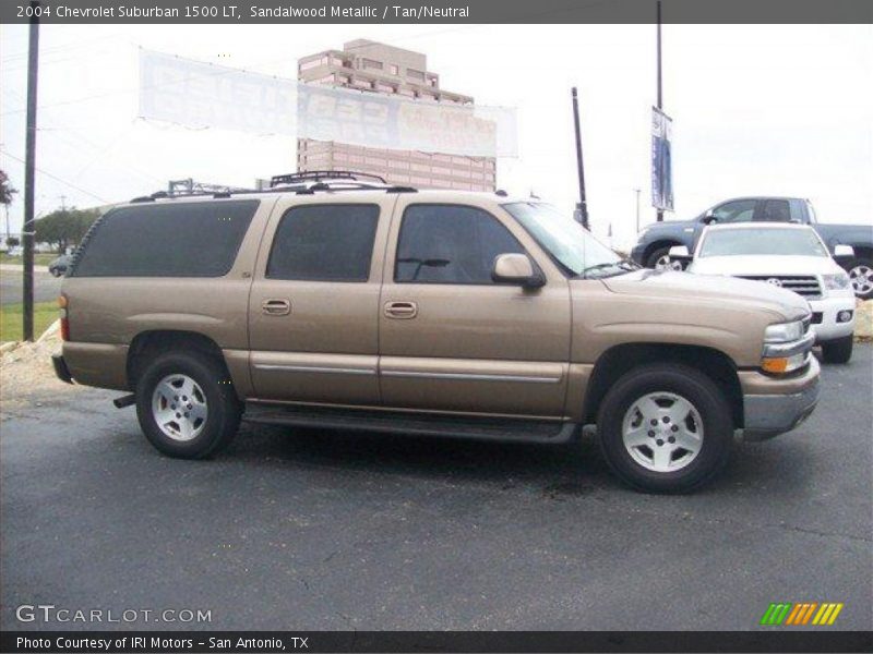 Sandalwood Metallic / Tan/Neutral 2004 Chevrolet Suburban 1500 LT