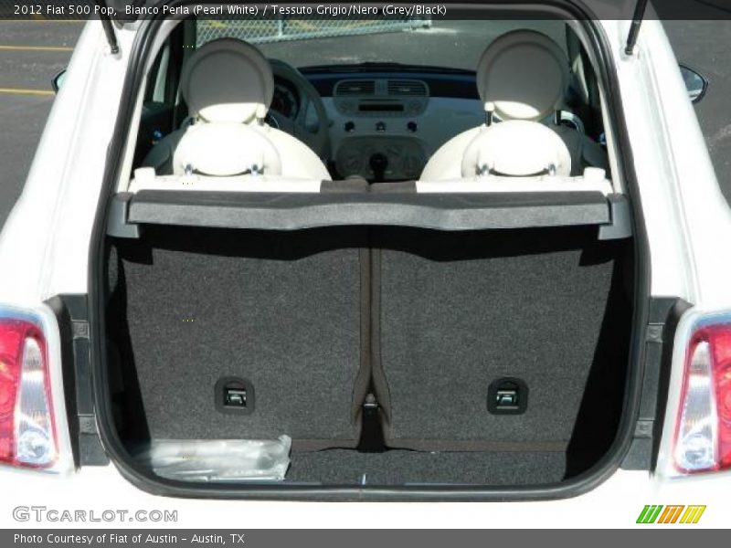 Bianco Perla (Pearl White) / Tessuto Grigio/Nero (Grey/Black) 2012 Fiat 500 Pop