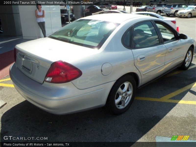 Silver Frost Metallic / Medium Graphite 2003 Ford Taurus SES