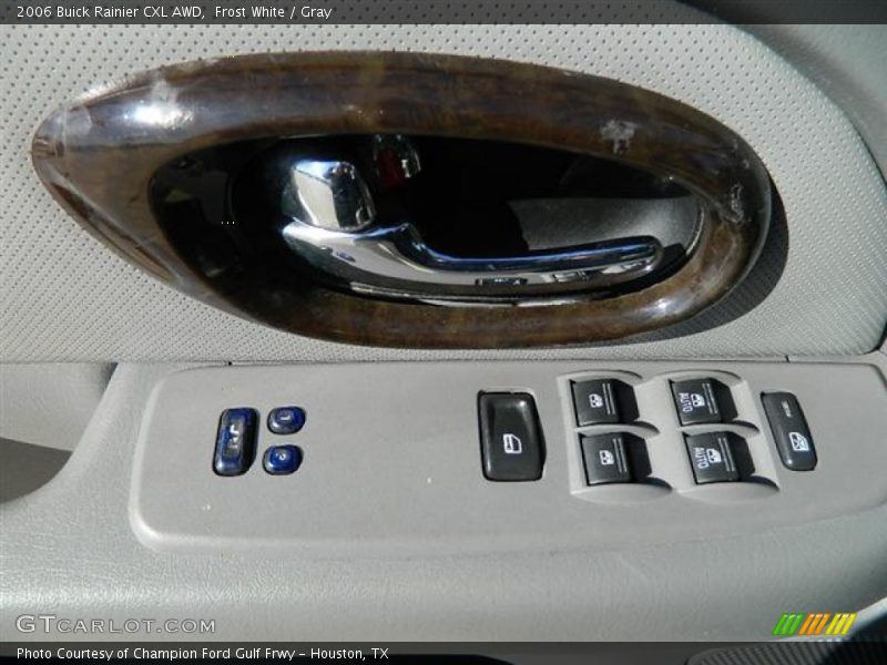 Frost White / Gray 2006 Buick Rainier CXL AWD