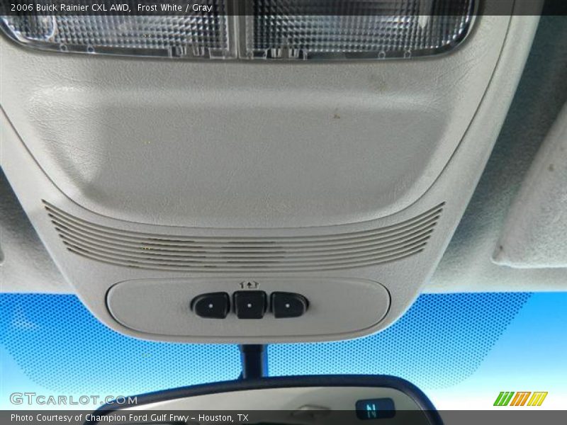 Frost White / Gray 2006 Buick Rainier CXL AWD