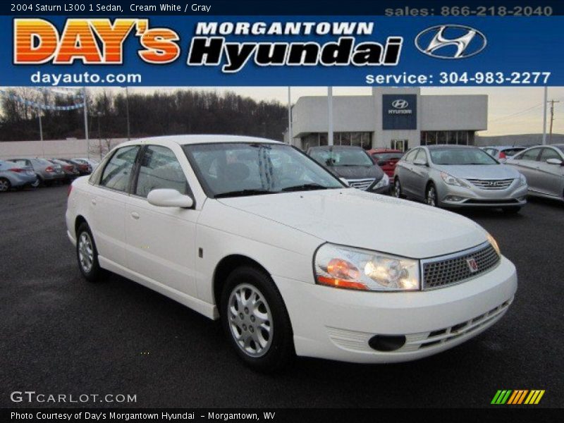 Cream White / Gray 2004 Saturn L300 1 Sedan