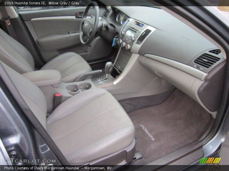 Willow Gray / Gray 2009 Hyundai Sonata SE