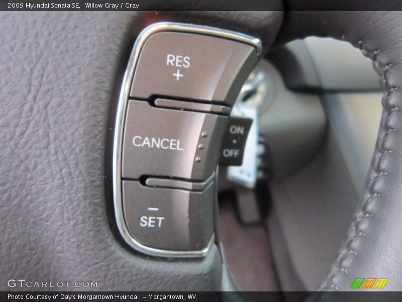 Willow Gray / Gray 2009 Hyundai Sonata SE