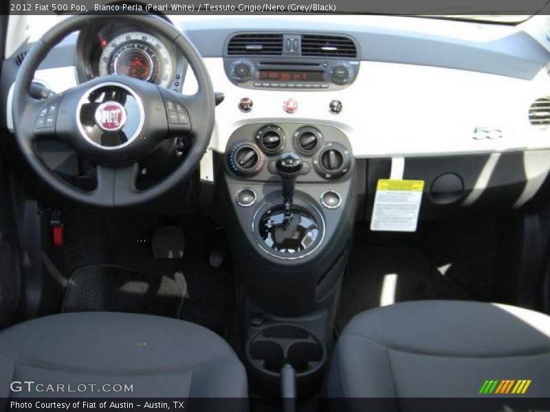 Bianco Perla (Pearl White) / Tessuto Grigio/Nero (Grey/Black) 2012 Fiat 500 Pop