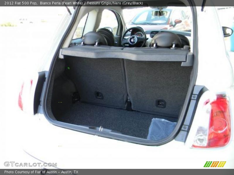 Bianco Perla (Pearl White) / Tessuto Grigio/Nero (Grey/Black) 2012 Fiat 500 Pop