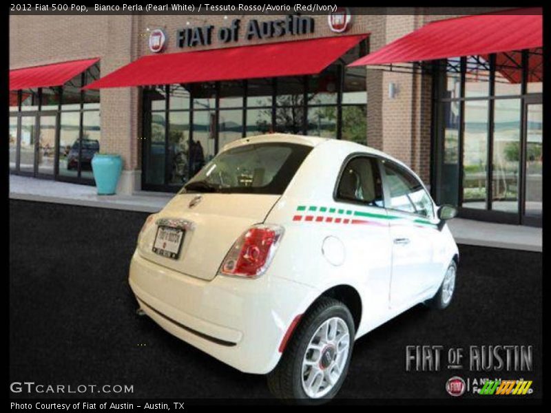 Bianco Perla (Pearl White) / Tessuto Rosso/Avorio (Red/Ivory) 2012 Fiat 500 Pop