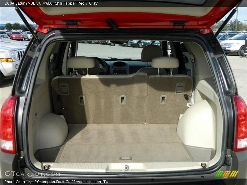 Chili Pepper Red / Gray 2004 Saturn VUE V6 AWD