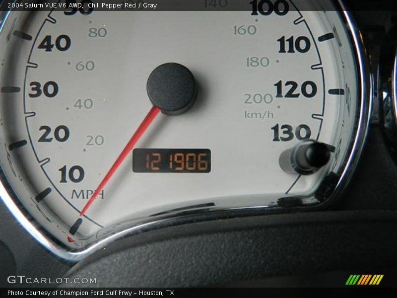 Chili Pepper Red / Gray 2004 Saturn VUE V6 AWD
