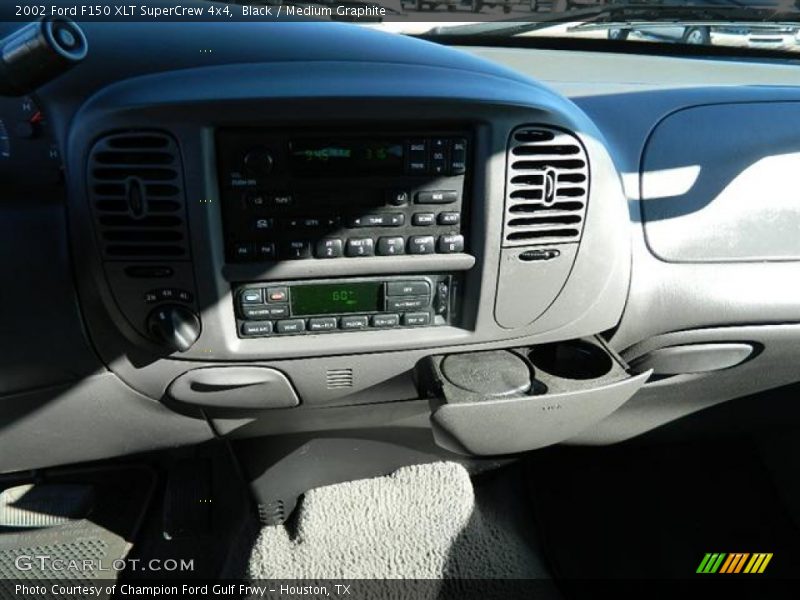 Black / Medium Graphite 2002 Ford F150 XLT SuperCrew 4x4