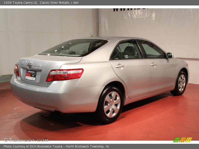 Classic Silver Metallic / Ash 2009 Toyota Camry LE